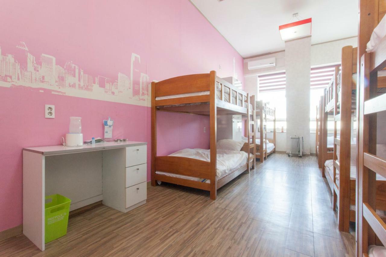 בוסאן Terra Guesthouse מראה חיצוני תמונה