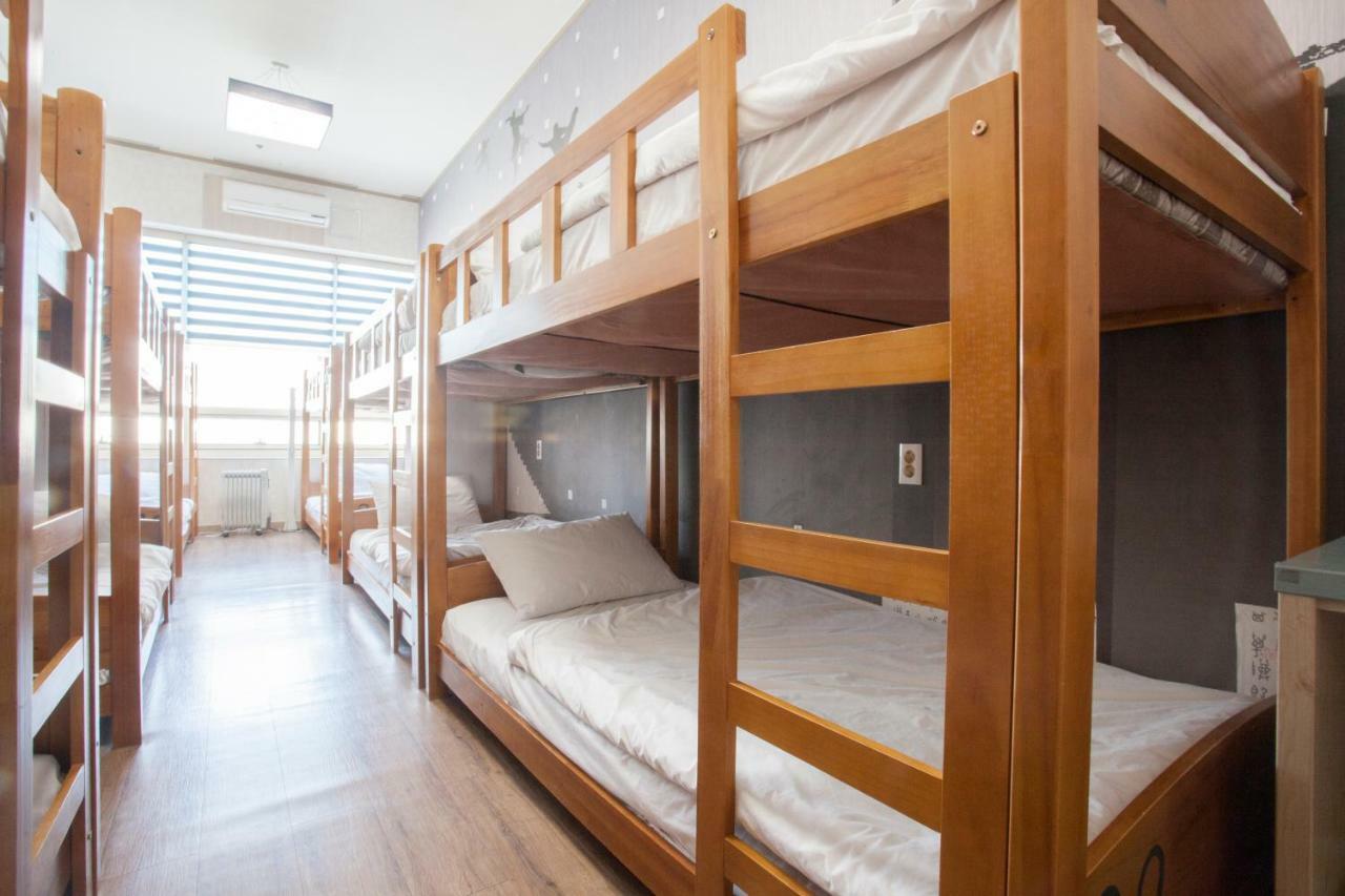 בוסאן Terra Guesthouse מראה חיצוני תמונה