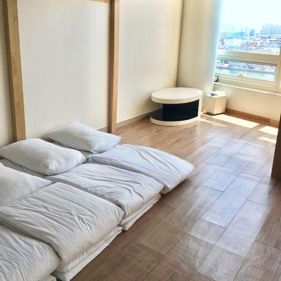 בוסאן Terra Guesthouse מראה חיצוני תמונה